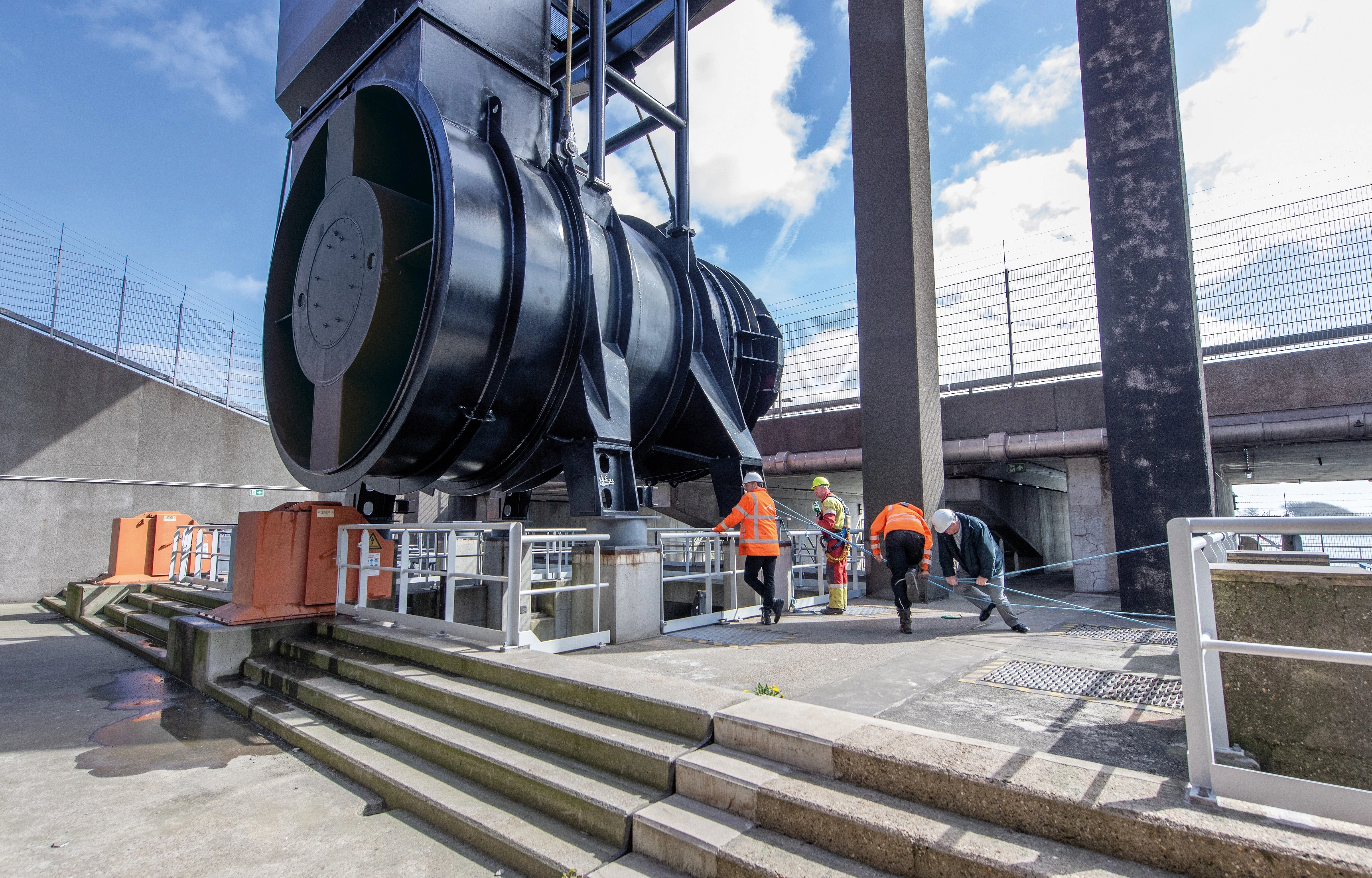 Worlds Largest Pump - IJmuiden pumping station